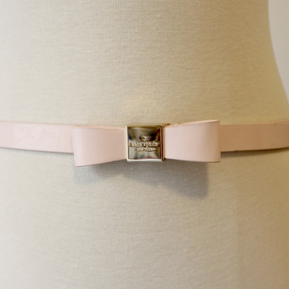 kate spade Accessories - Kate Spade Pink Patent Leather Bow Plaque Belt M kate spade Accessories - Kate Spade Pink Patent Leather Bow Plaque Belt M